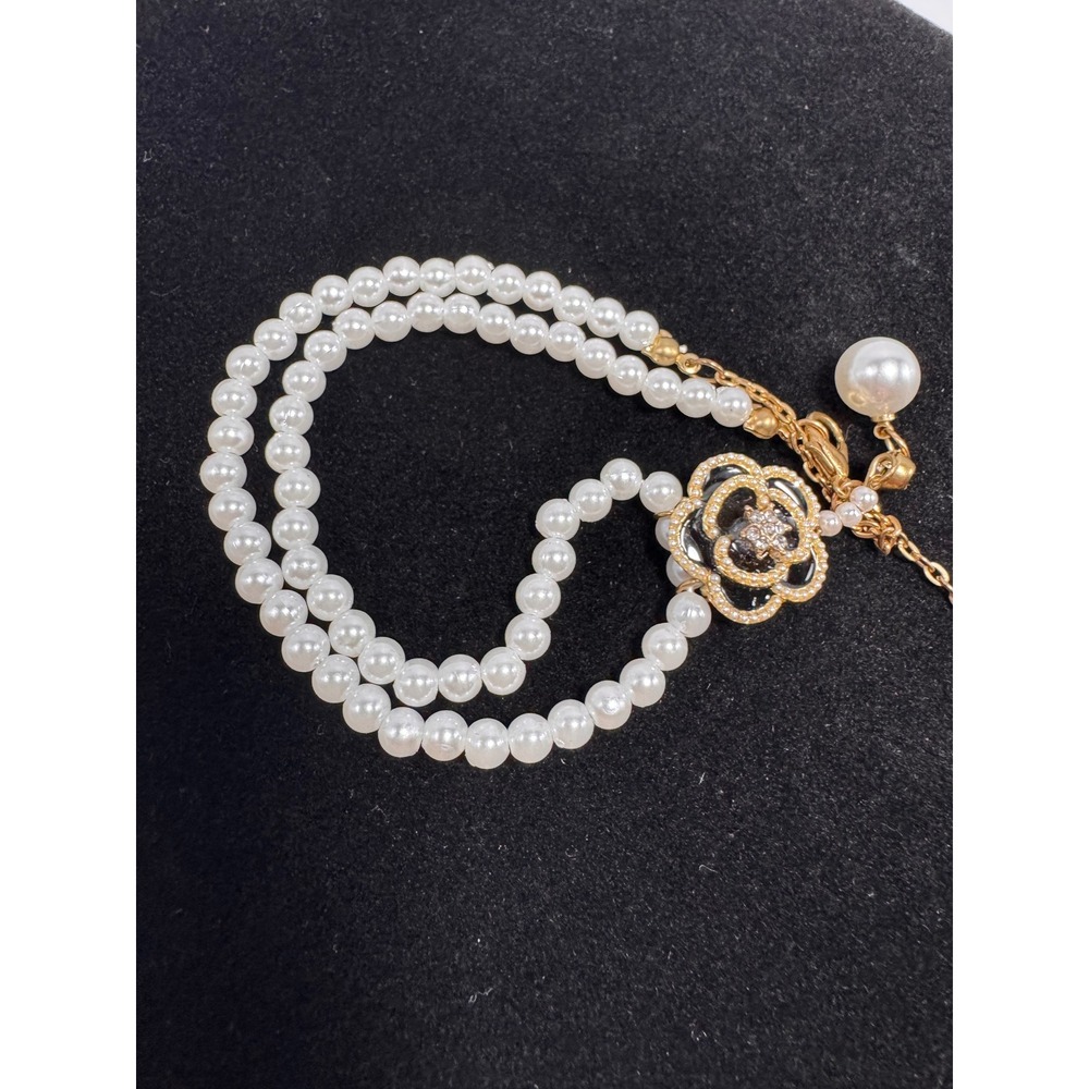 Double Strand Faux Pearl Camellia Flower Bracelet Gold Tone Rhinestone Black - Picture 3 of 4